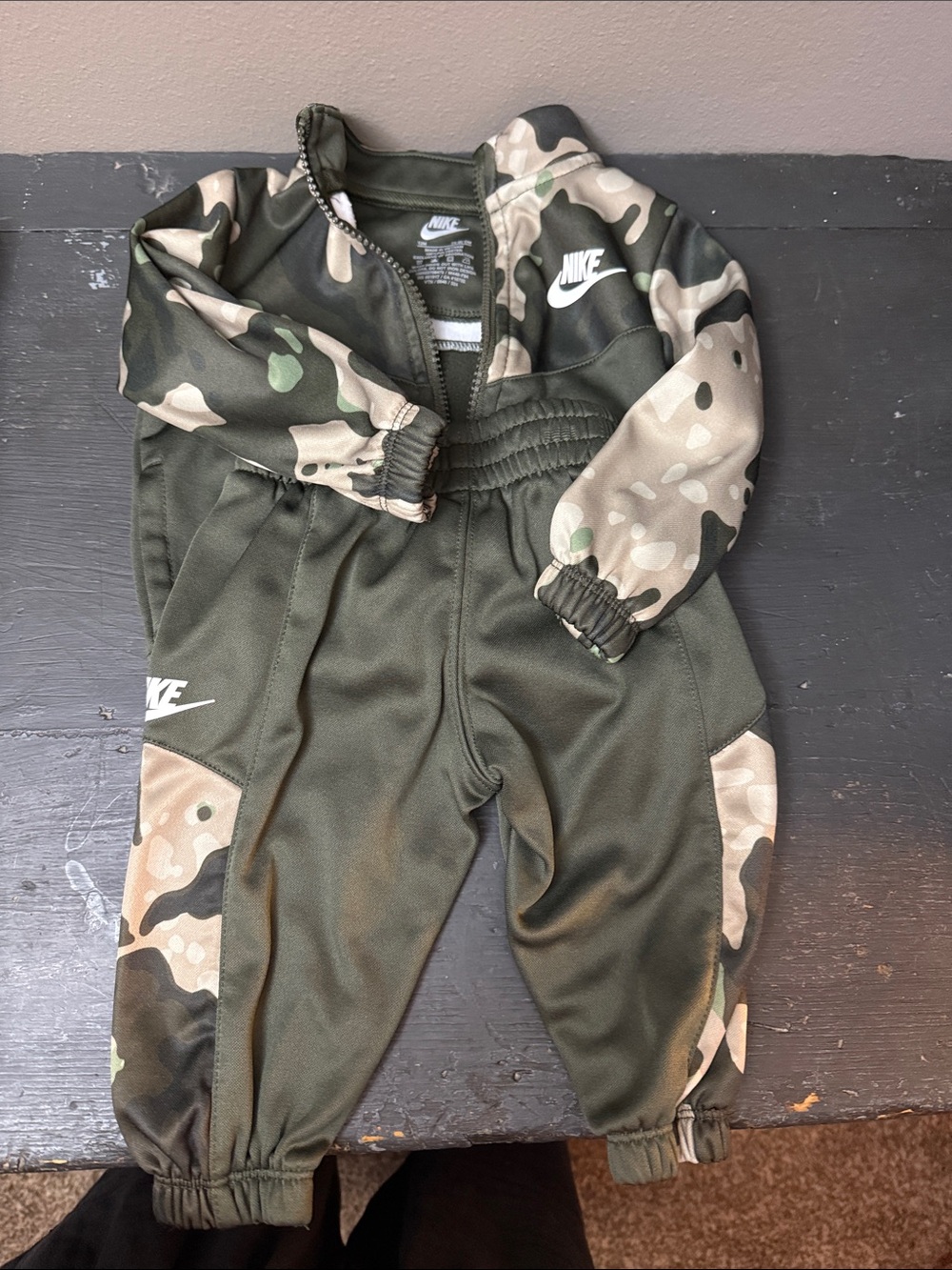 Nike Kids Olive & Camouflage Jogger Sweatpants